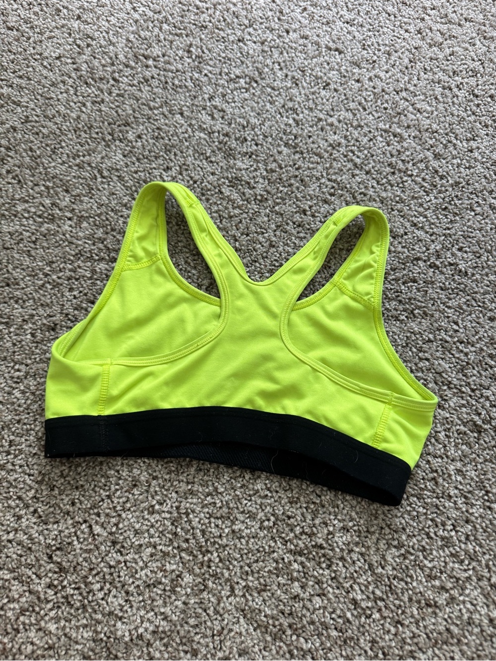 Nike Women's Sports Bra - Picture 2 of 3